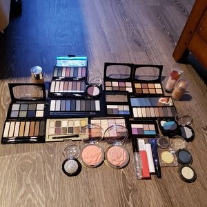 Make up lot (SOLD ON FB)